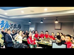 Μια μεγάλη φιλική οικογένεια